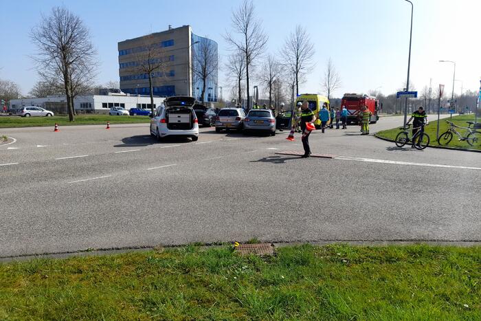 Meerdere auto's met elkaar in botsing