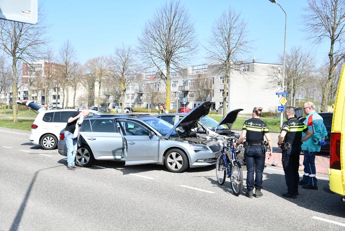 Meerdere auto's met elkaar in botsing