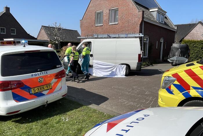 Kind doodgereden door bestelbus