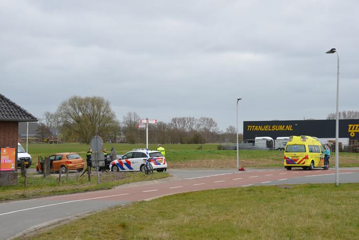 Mountainbiker gewond bij botsing met auto