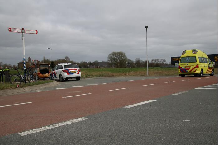 Mountainbiker gewond bij botsing met auto