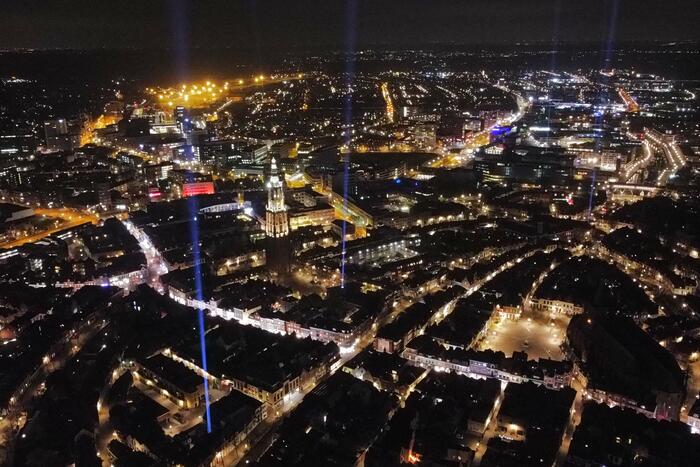 Connecting lights verlichten stad