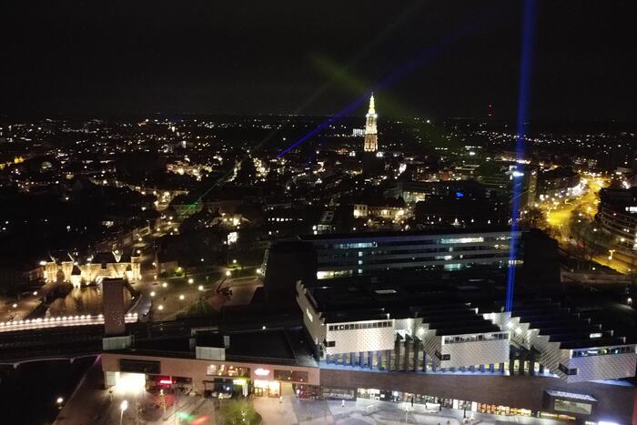 Connecting lights verlichten stad