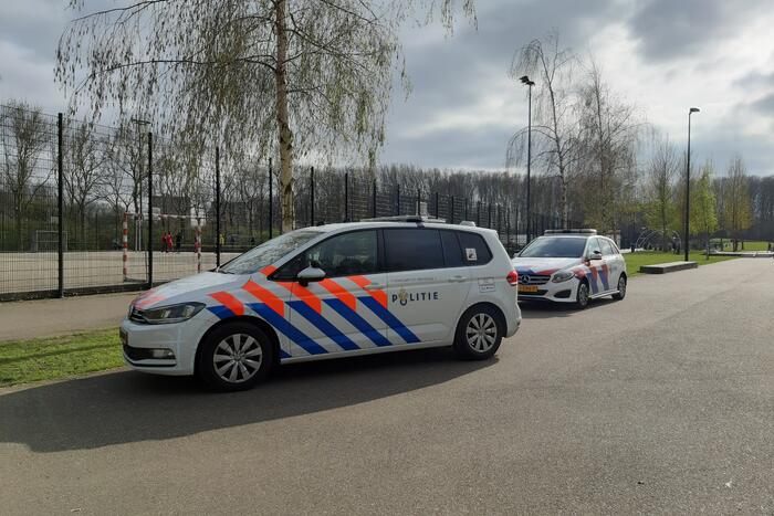 Twee aanhoudingen na aantreffen vuurwapen