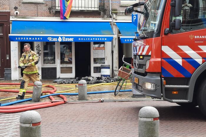 Gewonde bij hevige brand in horecazaak