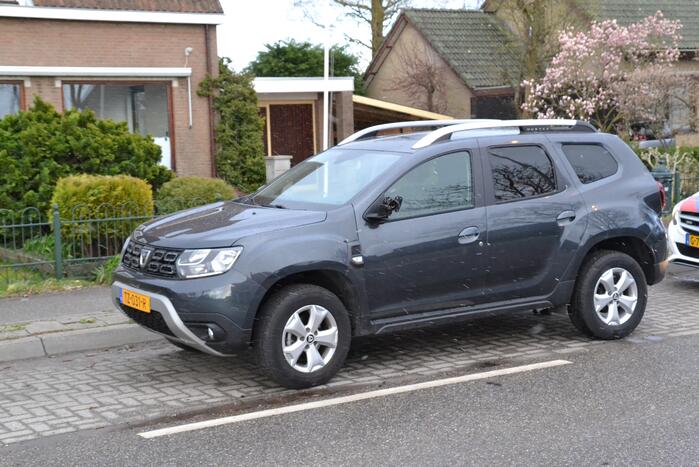 Veel schade bij ongeval tussen vier voertuigen