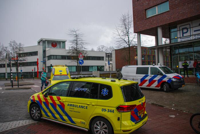 #Amersfoort Persoon gewond bij verkeersongeval Brouwersstraat Amersfoort.