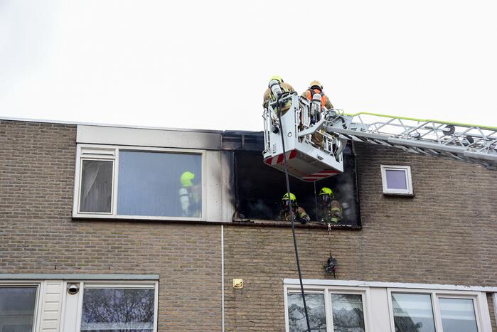 Slaapkamer compleet verwoest door uitslaande brand