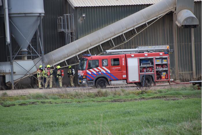 Veel rookontwikkeling bij brand in houtbedrijf