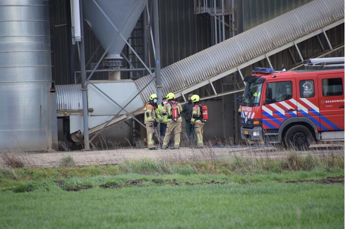 Veel rookontwikkeling bij brand in houtbedrijf