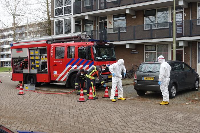 Traumahelikopter landt bij CVV De Jodan Boys