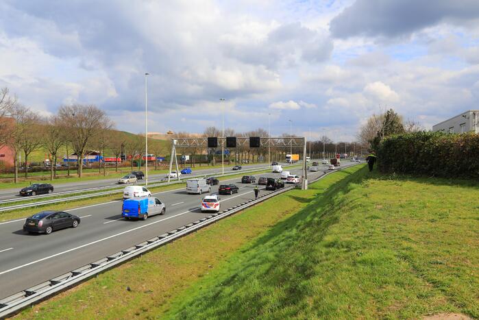 Grote zoekactie naar gevluchte mannen