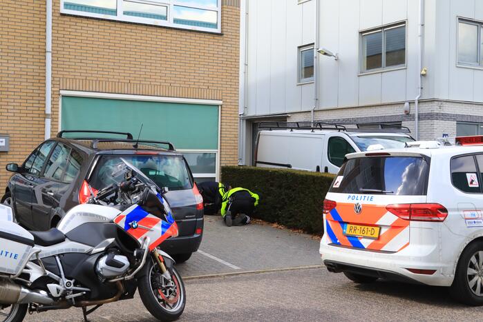 Grote zoekactie naar gevluchte mannen