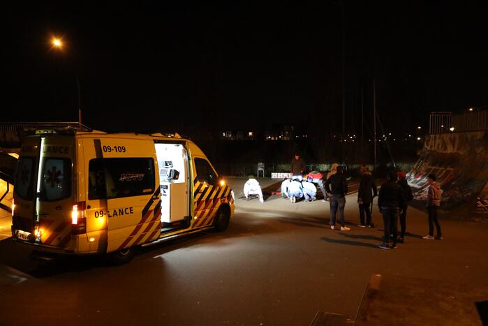 Zwaargewonde na val met step op skatebaan