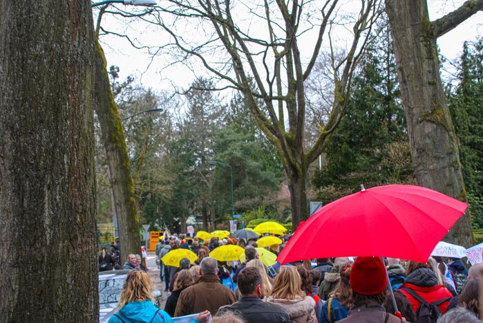 Demonstratie Kasteel Groeneveld tegen coronabeleid