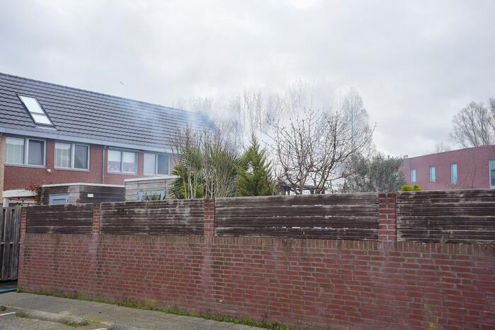 Uitslaande brand in schuur