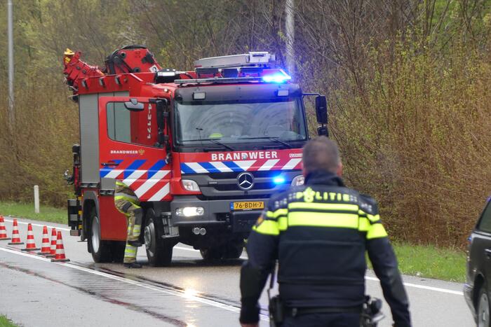 Meerdere hulpdiensten ingezet voor ongeluk met personenauto
