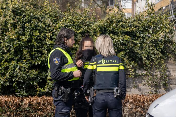 Persoon aangehouden na mishandeling in woning