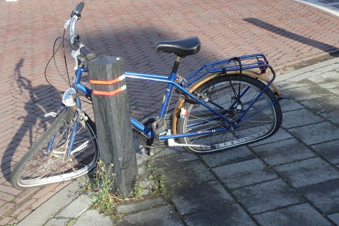 Jonge fietser aangereden door auto