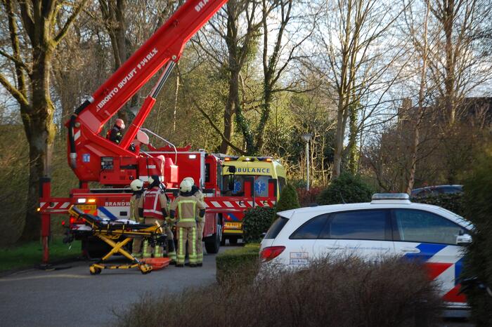 Traumahelikopter voor incident in woning