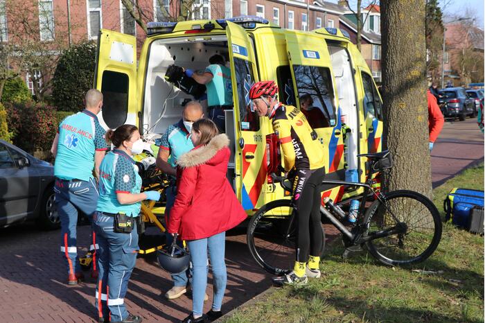 Traumahelikopter landt voor gewonde paardrijdster