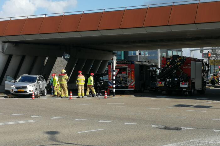 Twee auto's betrokken bij ongeluk op kruising