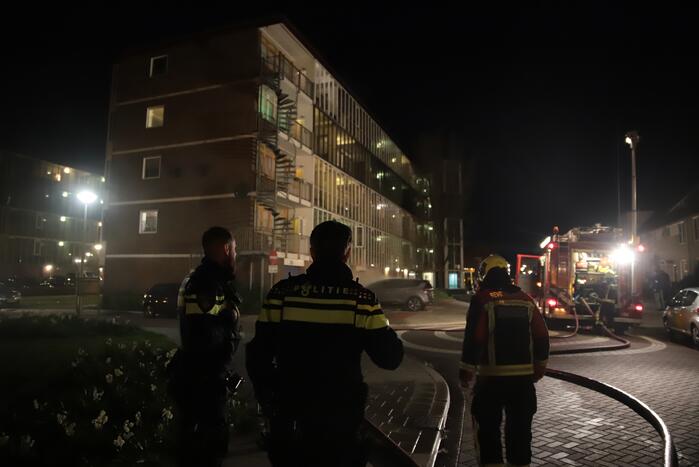 Auto gaat in vlammen op