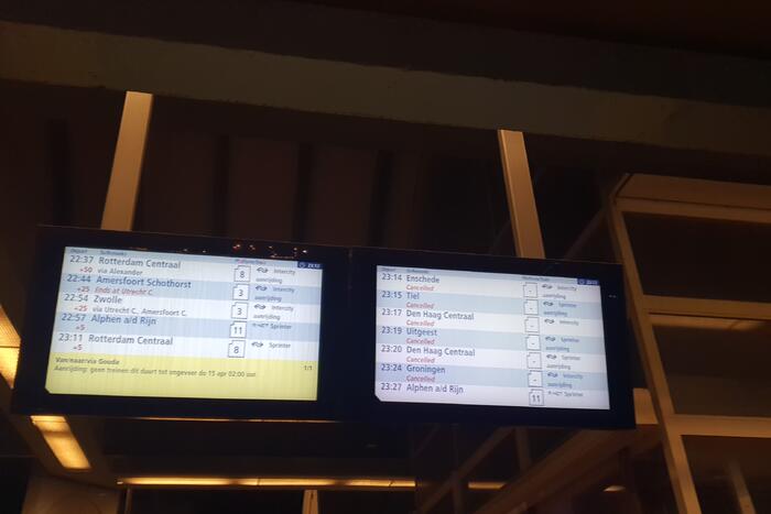 Geen treinen door ongeval bij station