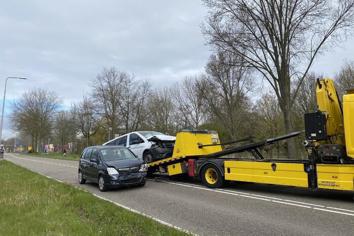 Taxibus met kinderen betrokken bij ongeluk