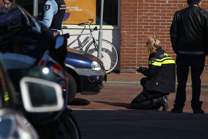 Scooterrijdster gewond bij verkeersongeval