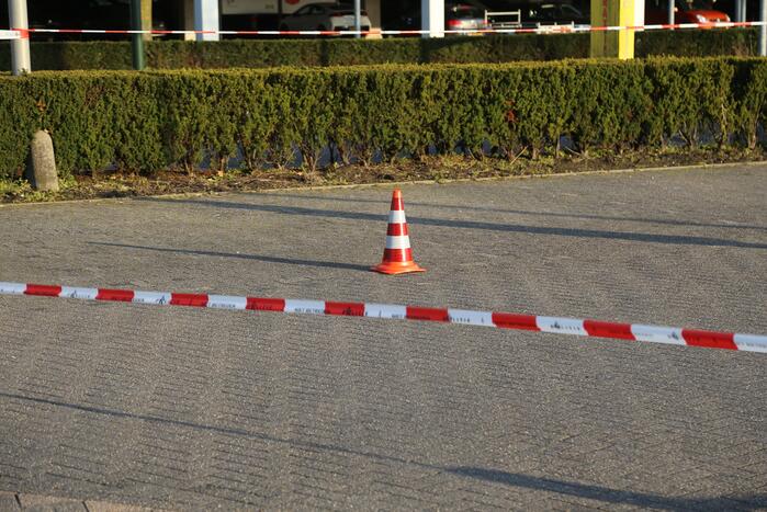 Politie doet onderzoek naar schietpartij op parkeerplaats Praxis