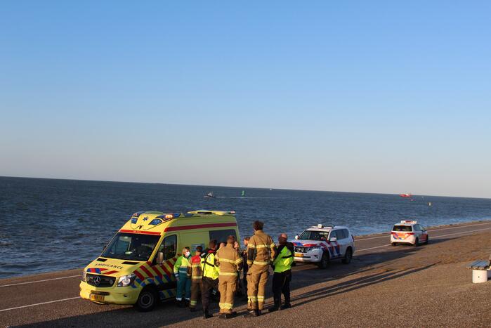 Vaarverkeer stilgelegd door zoekactie naar persoon in water