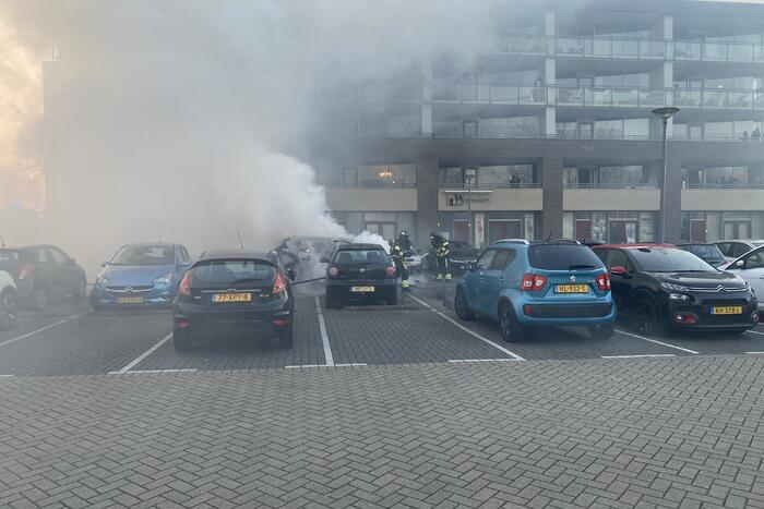 Auto volledig verwoest door brand