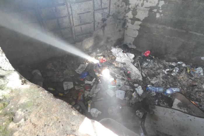 Afval brand in bunker