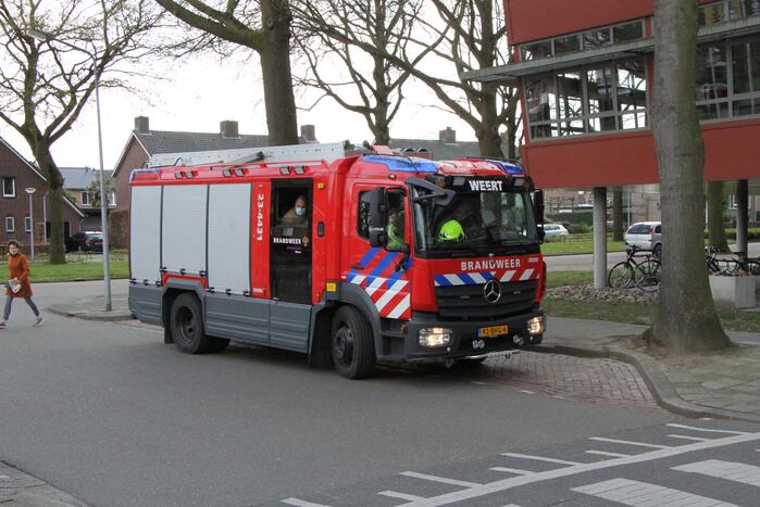 Meerdere personen gered uit lift