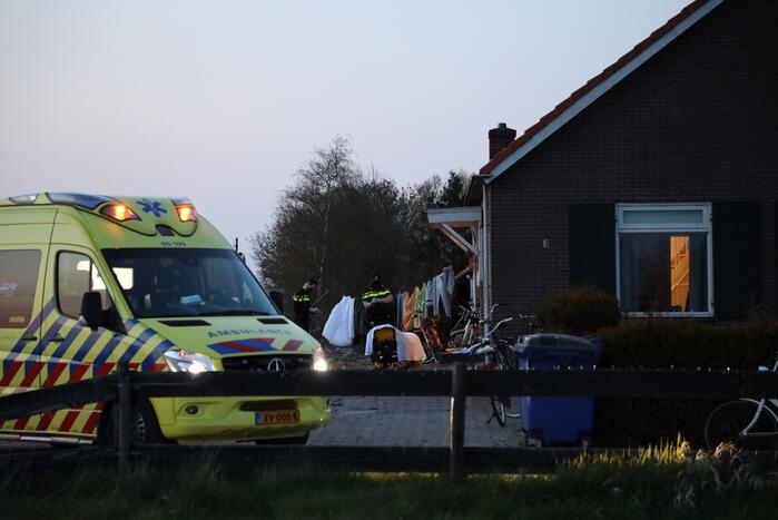 Traumahelikopter landt voor incident in woning