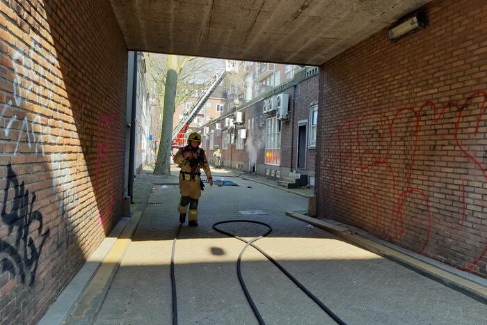 Veel rook bij uitslaande brand in restaurant