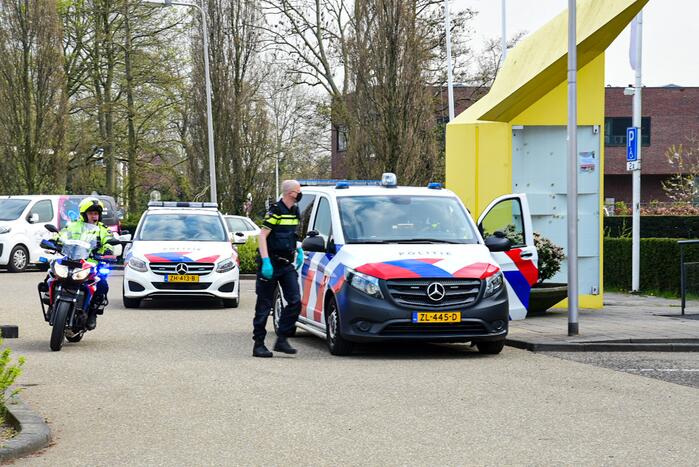 Dader steekincident meldt zich bij gemeentehuis