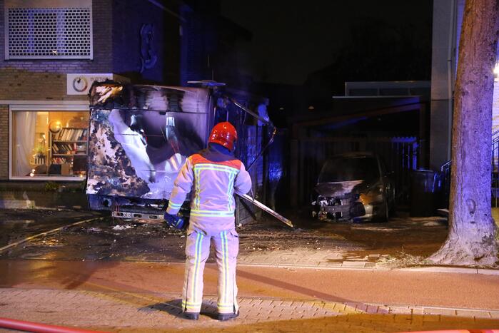 Camper verwoest na aangestoken brand