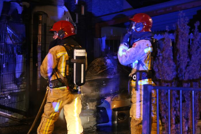 Camper verwoest na aangestoken brand