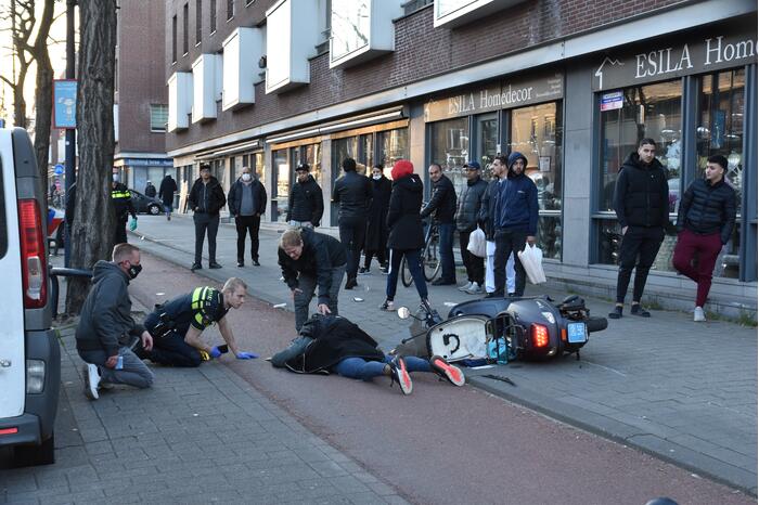 Scooterrijder gewond bij aanrijding