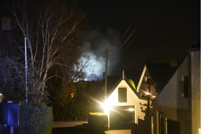 Grote uitslaande brand in duiventil