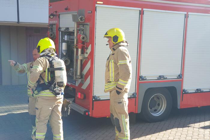 Brandweer blust keukenbrand in appartementencomplex