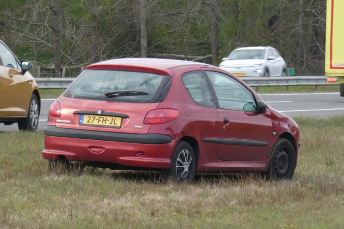 Zwaar ongeval tussen drie voertuigen