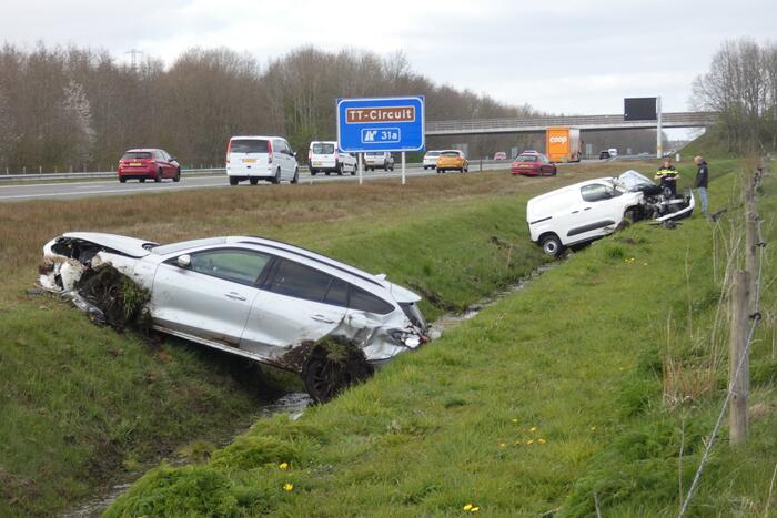 Zwaar ongeval tussen drie voertuigen