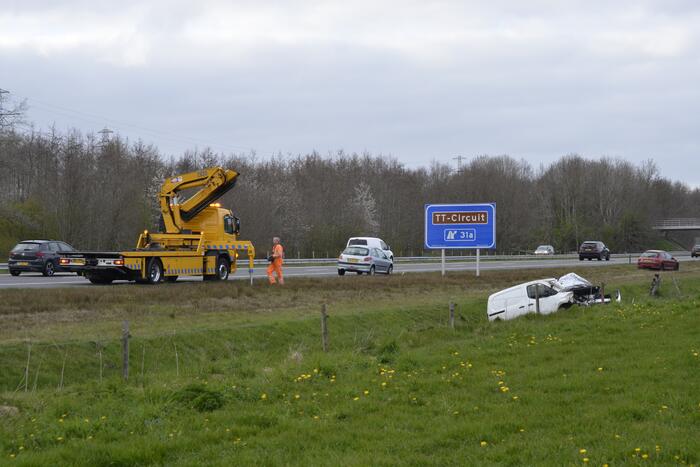 Zwaar ongeval tussen drie voertuigen