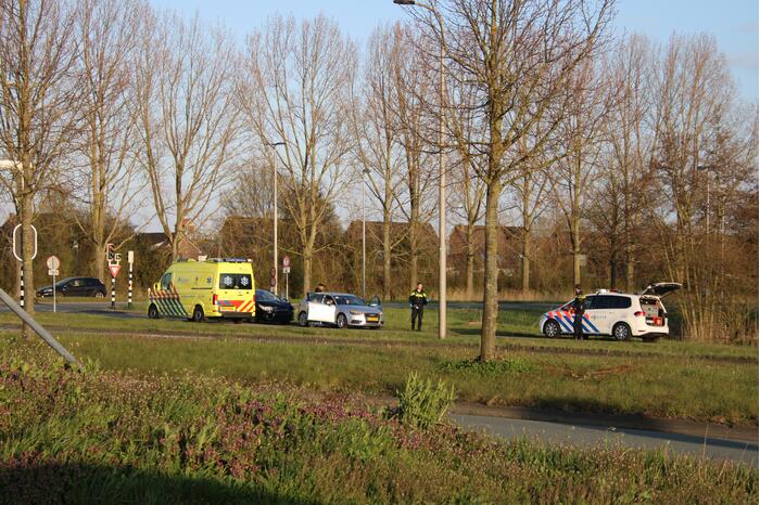 Schade na aanrijding tussen twee personenauto's