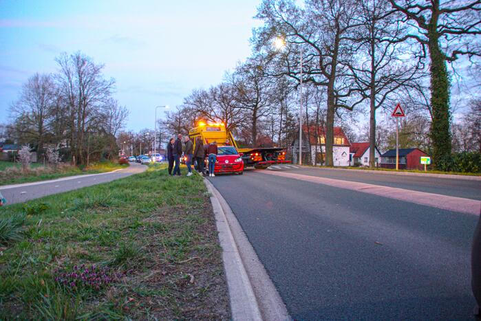 Kopstaart botsing door overstekend eendje