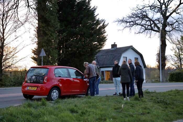 Kopstaart botsing door overstekend eendje