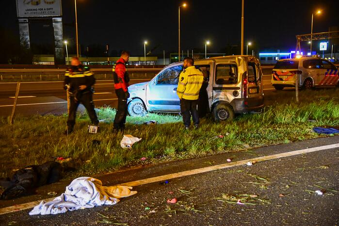 Twee gewonden achtergelaten na ernstig ongeval